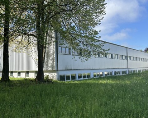 Attraktive Gewerbehallen zw. 675 und 4.990 m² mit top Infrastruktur in Leutkirch zu vermieten
