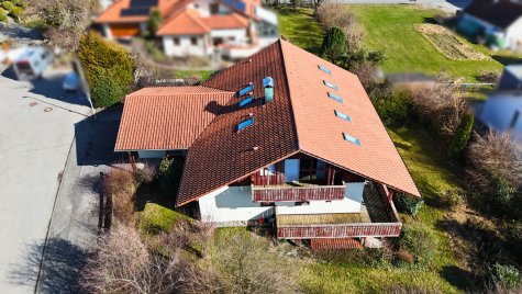 Traumhafte Hanglage - Großzügiges Zuhause für Familien, Generationen oder Anleger!