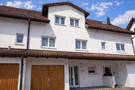 Wohnen mit Möglichkeiten! Gepflegtes Reihenmittelhaus für Familie,Mehrgenerationen oder Vermietung !