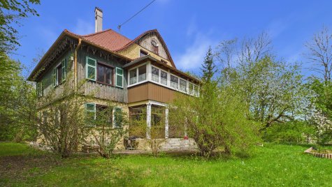 Herrschaftliches Wohnen- stilvolle Villa mit weitläufigem Gartengrundstück und modernster Haustechnik